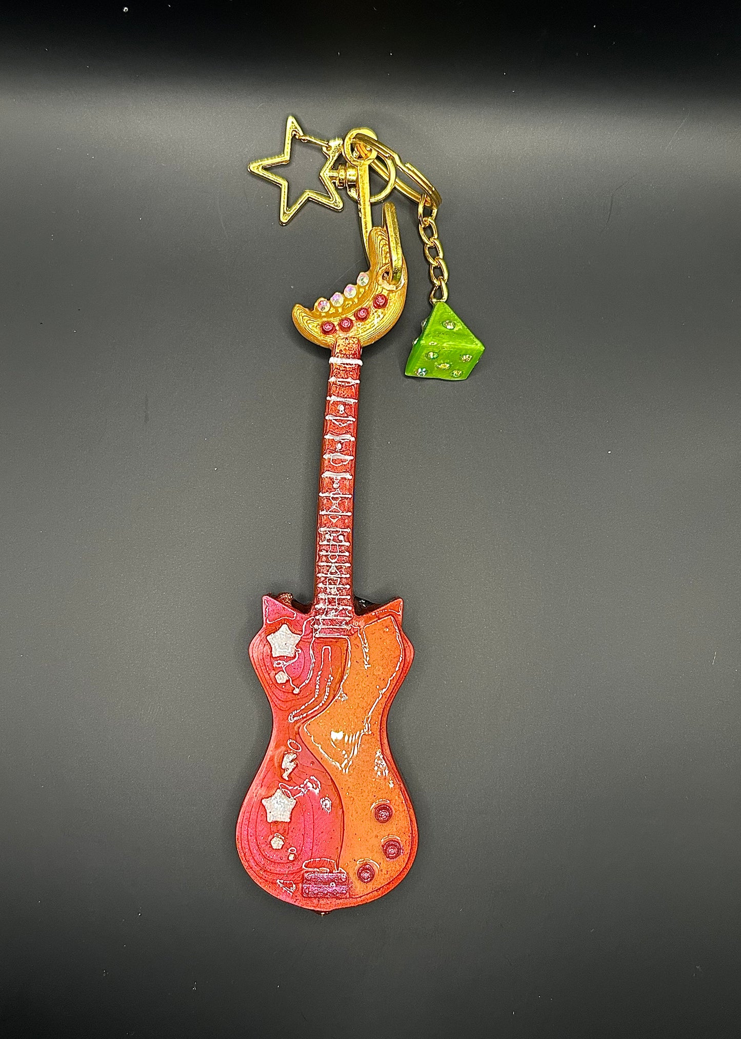 Musical Pink Guitar Keychain - Old-School Instrument Charm - Retro Vintage Keyring
- Hand-Painted, 3D Printed-Funk.G. Guitar TJB89